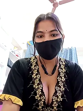 Snapshot of Hot_radhaji chatting on February 28, 2026, 3:06 am Hot radhaji online show from February 28, 2026, 3:06 am