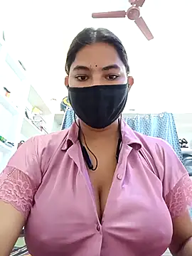 Snapshot of Hot_radhaji chatting on March 10, 2026, 12:58 am Hot radhaji online show from March 10, 2026, 12:58 am