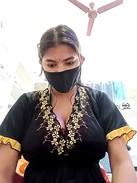 Snapshot of Hot_radhaji chatting on February 15, 2026, 2:12 am Hot radhaji online show from February 15, 2026, 2:12 am