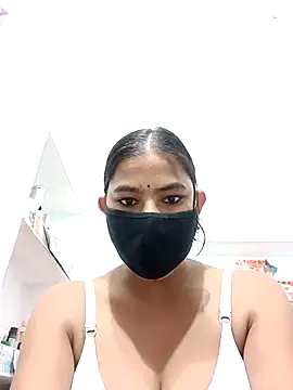 Hot radhaji online show from October 26, 2025, 9:10 am