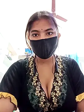 Snapshot of Hot_radhaji chatting on February 16, 2026, 9:45 pm Hot radhaji online show from February 16, 2026, 9:45 pm