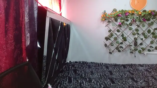 Melani ebony online show from March 13, 2026, 1:27 pm