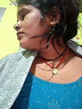 ALEXXA 143 online show from December 2, 2025, 8:43 pm