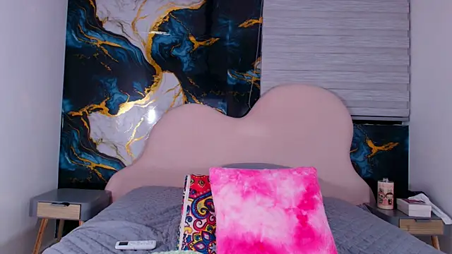 lu mystic online show from May 8, 2026, 3:32 am