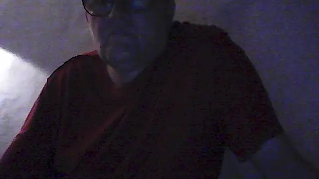 Snapshot of macdut67 chatting on October 8, 2025, 10:21 pm macdut67 online show from October 8, 2025, 10:21 pm