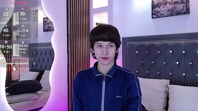 Emo Boy  online show from April 21, 2026, 1:42 am
