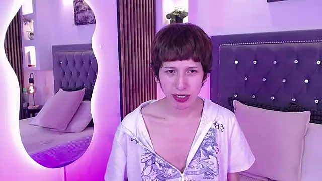 Emo Boy  online show from May 3, 2026, 8:45 pm