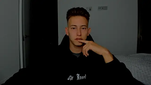 find0m master online show from March 15, 2026, 7:43 pm