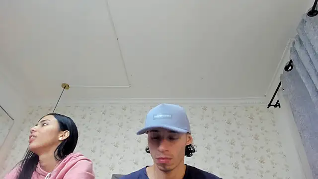 nicollandjhon online show from February 5, 2026, 11:39 am