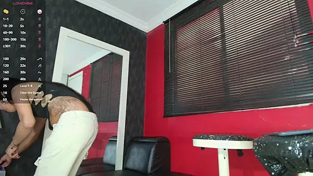 Alisson Steelersexy online show from April 7, 2026, 8:10 pm