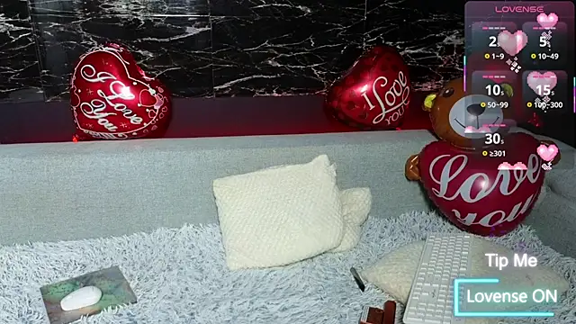 Snapshot of _YourSubmissive_ chatting on February 14, 2026, 3:12 pm YourSubmissive online show from February 14, 2026, 3:12 pm