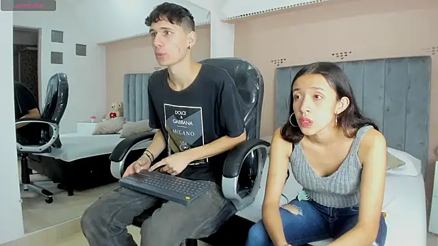 Taylor and exidt online show from November 5, 2025, 1:36 pm