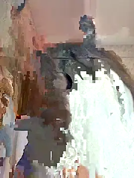 MayaGlow online show from November 3, 2025, 5:45 am