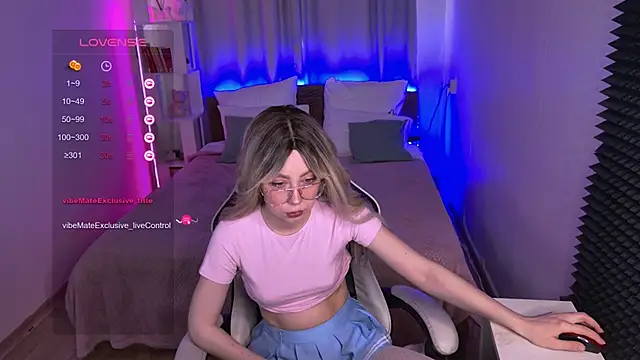 sofiisun online show from May 12, 2026, 2:08 am