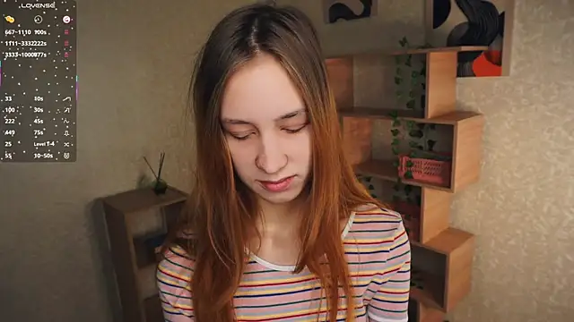 Snapshot of IveyColley chatting on November 19, 2025, 7:30 am IveyColley online show from November 19, 2025, 7:30 am