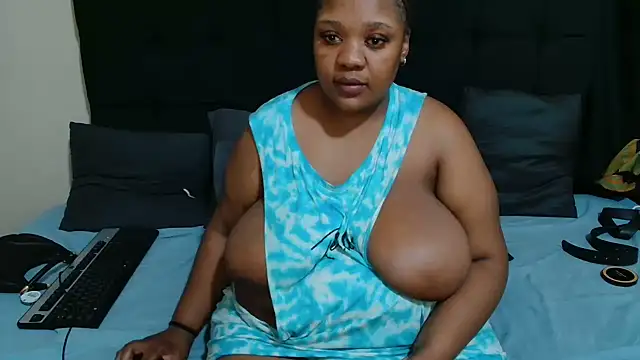 CaramelBootty online show from May 24, 2026, 7:08 am