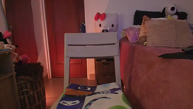 Snapshot of Rosee_smith_ chatting on November 29, 2025, 2:34 am Rosee smith online show from November 29, 2025, 2:34 am