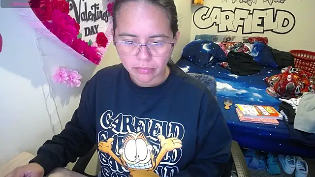 Miss  kendra  online show from April 13, 2026, 11:25 am