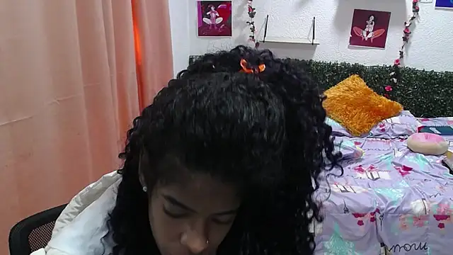 thianahorny online show from May 9, 2026, 1:14 pm
