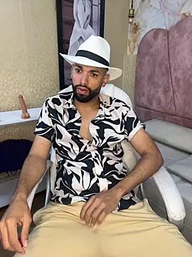 Snapshot of onlymen2025 chatting on October 11, 2025, 12:06 pm onlymen2025 online show from October 11, 2025, 12:06 pm