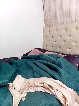 Snapshot of MeganHillss chatting on November 22, 2025, 6:56 am MeganHillss online show from November 22, 2025, 6:56 am