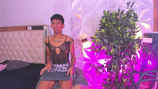 Ethan thouse online show from October 27, 2025, 7:26 pm