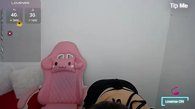 Isabella wish1 online show from October 10, 2025, 2:07 pm