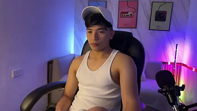 David Nova online show from December 19, 2025, 12:07 pm