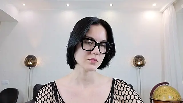 Marie Fitch online show from January 7, 2026, 1:32 am