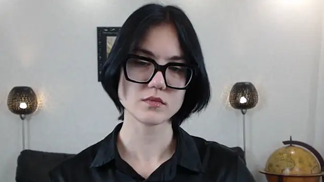 Marie Fitch online show from November 14, 2025, 5:11 am