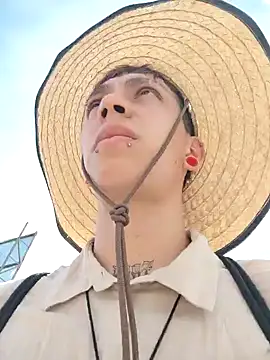 Snapshot of _DAEMON_666 chatting on October 23, 2025, 7:01 pm DAEMON 666 online show from October 23, 2025, 7:01 pm