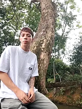 Snapshot of _DAEMON_666 chatting on November 10, 2025, 5:18 pm DAEMON 666 online show from November 10, 2025, 5:18 pm