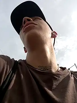 Snapshot of _DAEMON_666 chatting on October 29, 2025, 7:35 pm DAEMON 666 online show from October 29, 2025, 7:35 pm