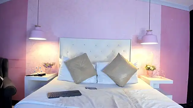 RousseWalker online show from November 28, 2025, 3:45 pm