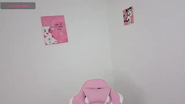 Snapshot of hime_ko chatting on November 26, 2025, 11:21 am hime ko online show from November 26, 2025, 11:21 am