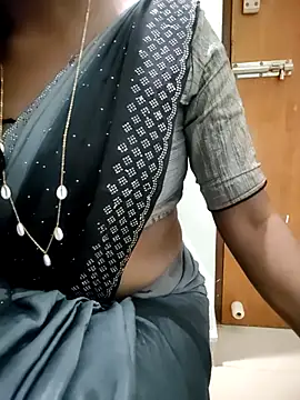 Tamilmallu-duskygirl03 online show from January 13, 2026, 6:28 am