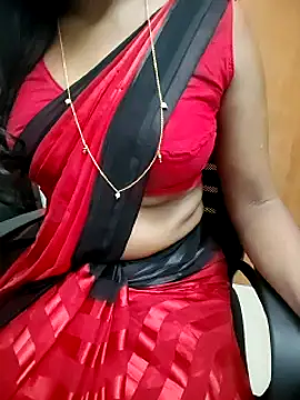 Snapshot of Tamilmallu-duskygirl03 chatting on March 21, 2026, 8:19 am Tamilmallu-duskygirl03 online show from March 21, 2026, 8:19 am