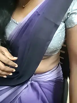 Snapshot of Tamilmallu-duskygirl03 chatting on March 25, 2026, 12:59 pm Tamilmallu-duskygirl03 online show from March 25, 2026, 12:59 pm