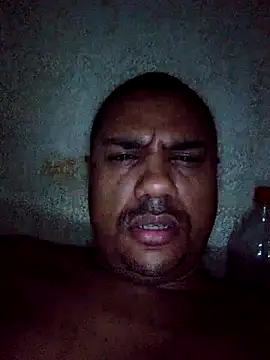 Snapshot of Mcbellorj chatting on October 27, 2025, 11:49 pm Mcbellorj online show from October 27, 2025, 11:49 pm