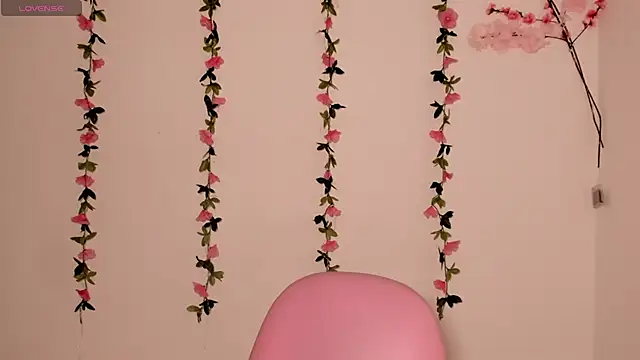 Snapshot of Ashleyroys_111 chatting on March 2, 2026, 7:21 pm Ashleyroys 111 online show from March 2, 2026, 7:21 pm