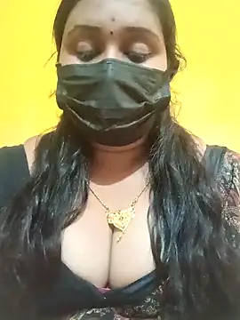 Snapshot of tamil-mala23 chatting on April 30, 2026, 5:47 am tamil-mala23 online show from April 30, 2026, 5:47 am