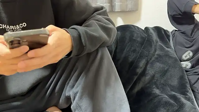 ODORI8300 online show from November 1, 2025, 4:45 pm