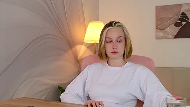 Snapshot of ClaireMathis chatting on July 17, 2026, 2:36 pm ClaireMathis online show from July 17, 2026, 2:36 pm