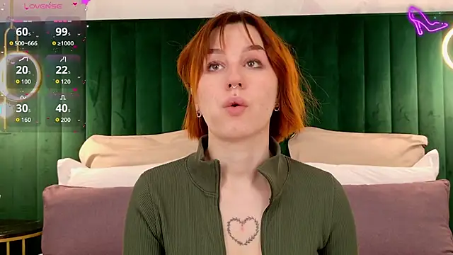 Snapshot of ClaireMathis chatting on January 14, 2026, 12:20 pm ClaireMathis online show from January 14, 2026, 12:20 pm