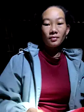 Snapshot of gio-thu chatting on November 11, 2025, 12:49 am gio-thu online show from November 11, 2025, 12:49 am