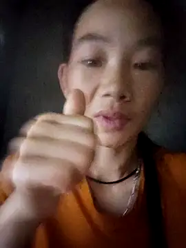 Snapshot of gio-thu chatting on October 11, 2025, 11:17 pm gio-thu online show from October 11, 2025, 11:17 pm