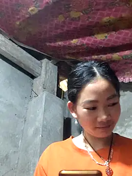 gio-thu online show from February 17, 2026, 6:44 am