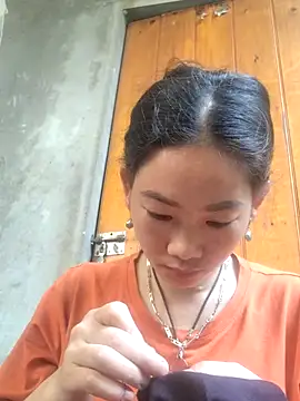 gio-thu online show from March 25, 2026, 2:33 am