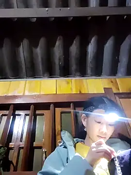 Snapshot of gio-thu chatting on November 15, 2025, 5:50 pm gio-thu online show from November 15, 2025, 5:50 pm