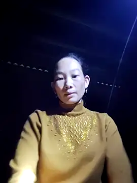 Snapshot of gio-thu chatting on November 9, 2025, 7:56 am gio-thu online show from November 9, 2025, 7:56 am